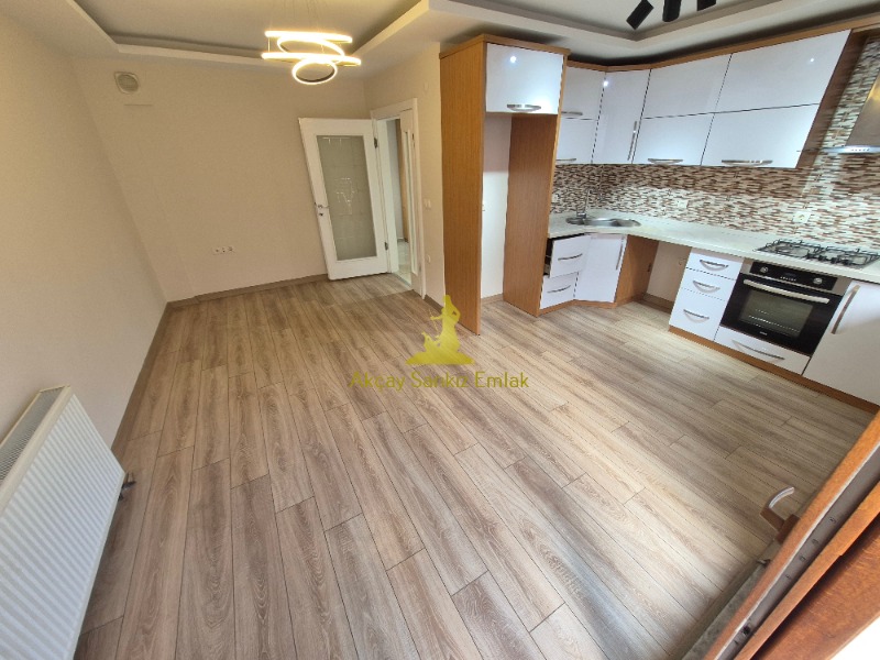 Edremit Akçay Mah`da2+1  Daire. - 4